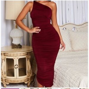 Elegant One-Shoulder Burgundy Dress